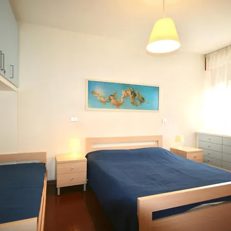 Ba- Althea - Piscina- Apartment Lignano Sabbiadoro